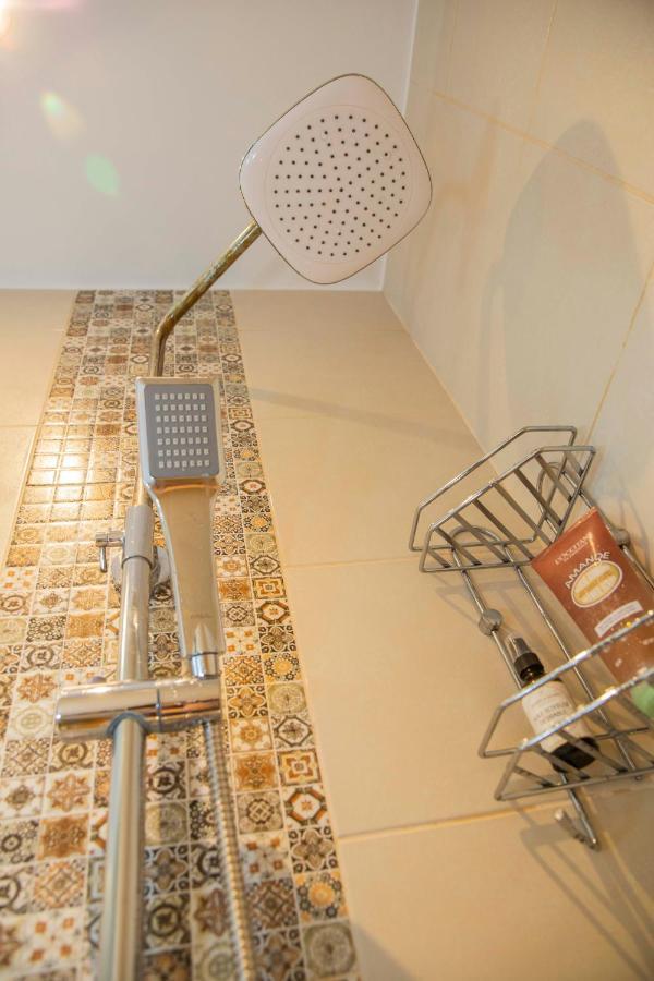 Central Sofia 3-Bedroom Apartment - Urban Art Gallery - Free Parking! מראה חיצוני תמונה