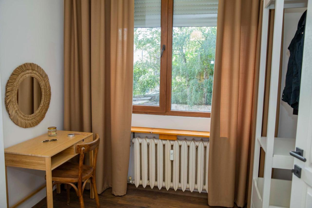Central Sofia 3-Bedroom Apartment - Urban Art Gallery - Free Parking! מראה חיצוני תמונה